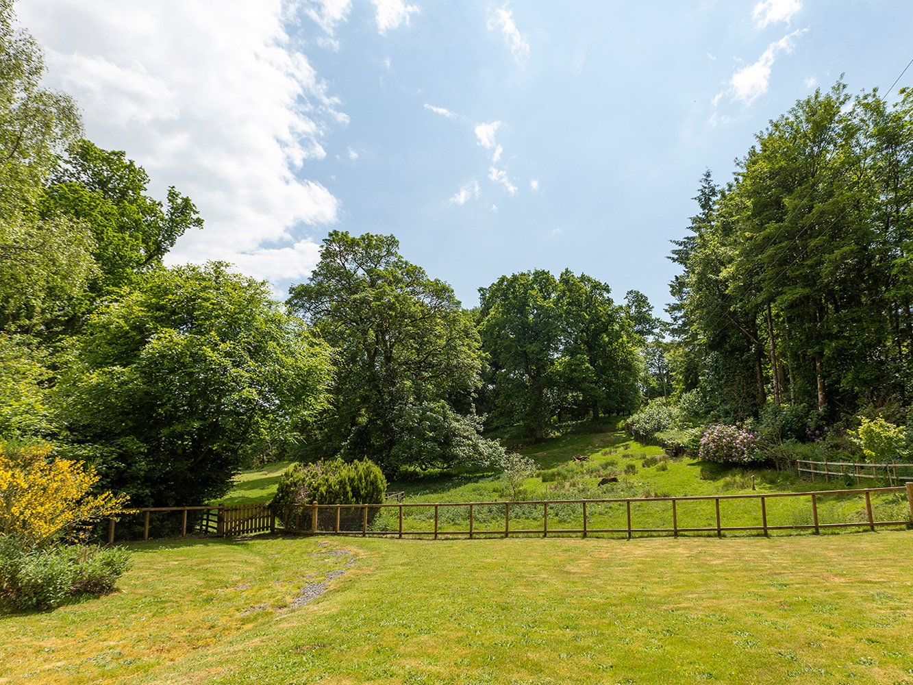 Garden and Estate Views Laundry Cottage Garden and Estate Views Laundry Cottage